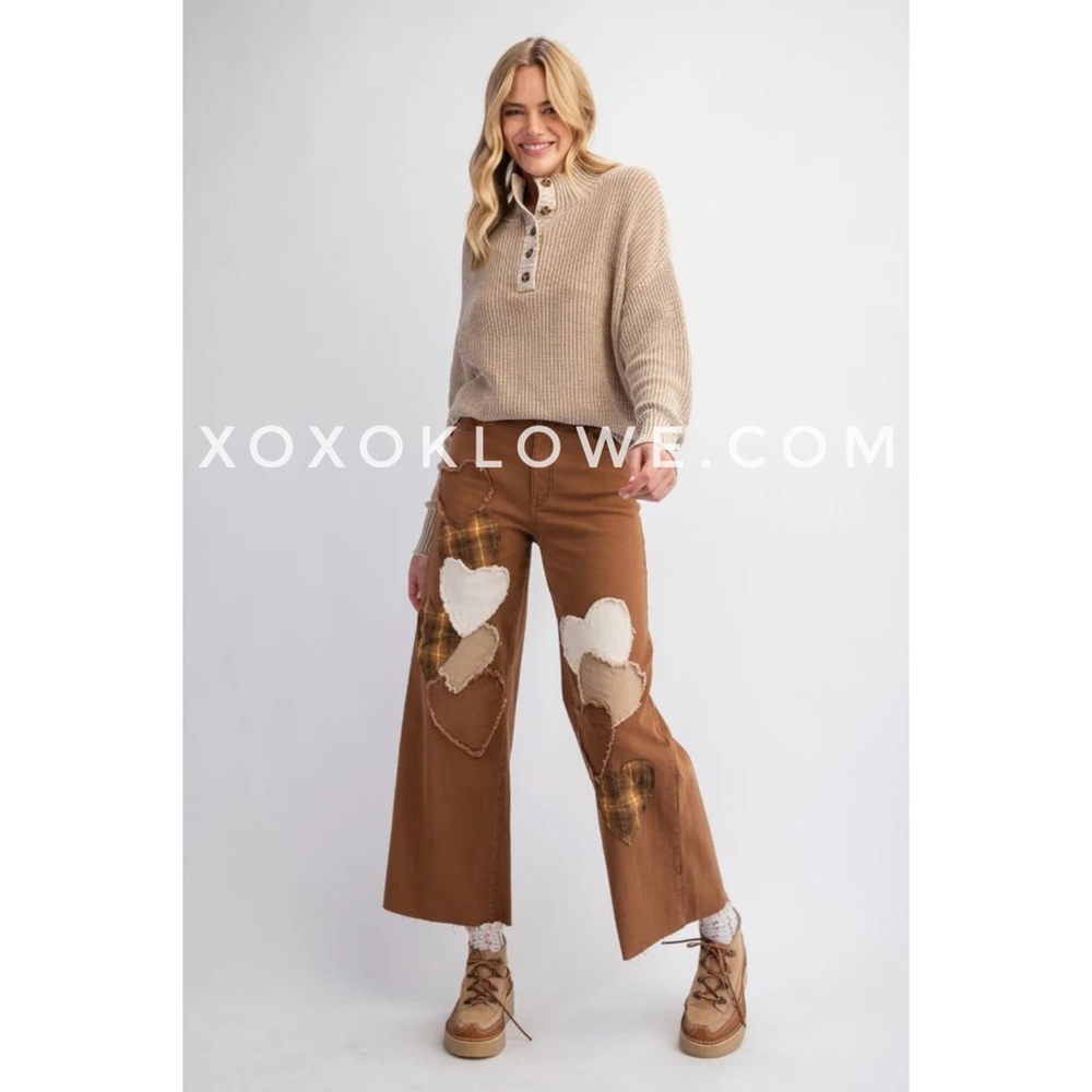 Easel Heart Patched Cotton Twill Stretch Jeans in Wood Brown - Picture 6 of 8